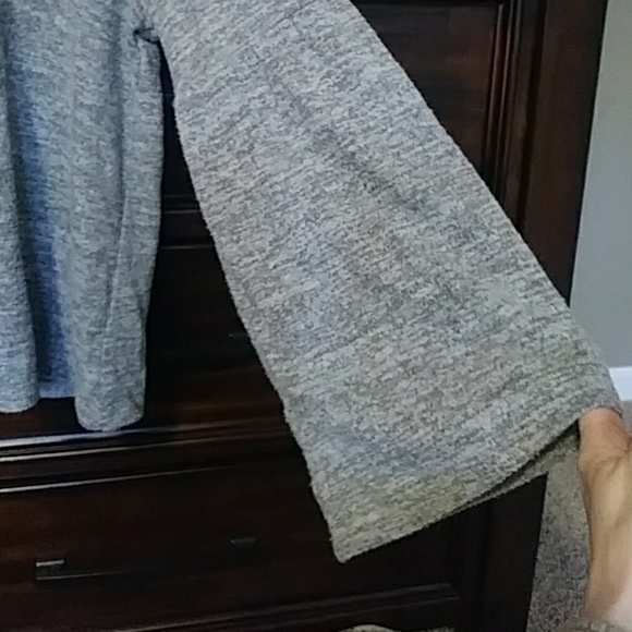 Top - Picture 2 of 3